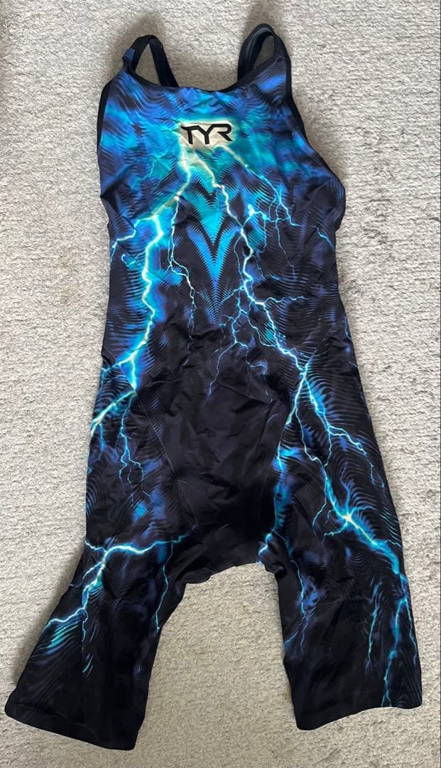 TYR VENZO PHANTOM 水着 28 Women's Venzo Phantom Open Back Swimsuit - Solid – TYR US