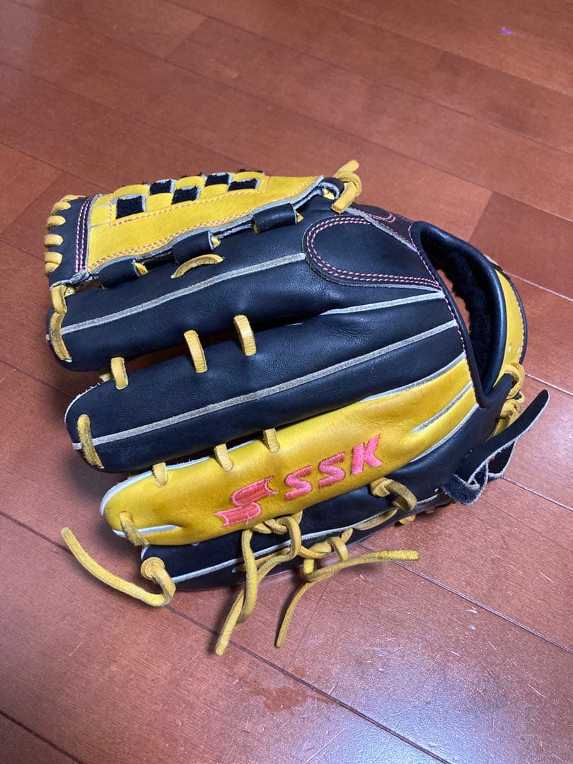 軟式グローブ内野手用SSK オーダーグローブ