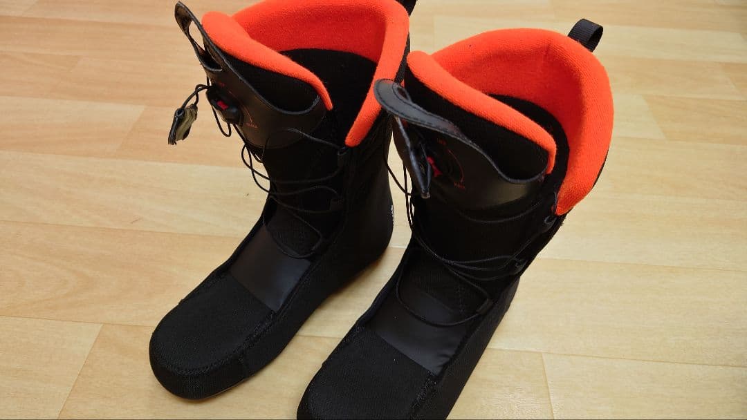 美品Salomon FACTION スノーボードブーツ 黒サイズ26.5cm - メルカリ