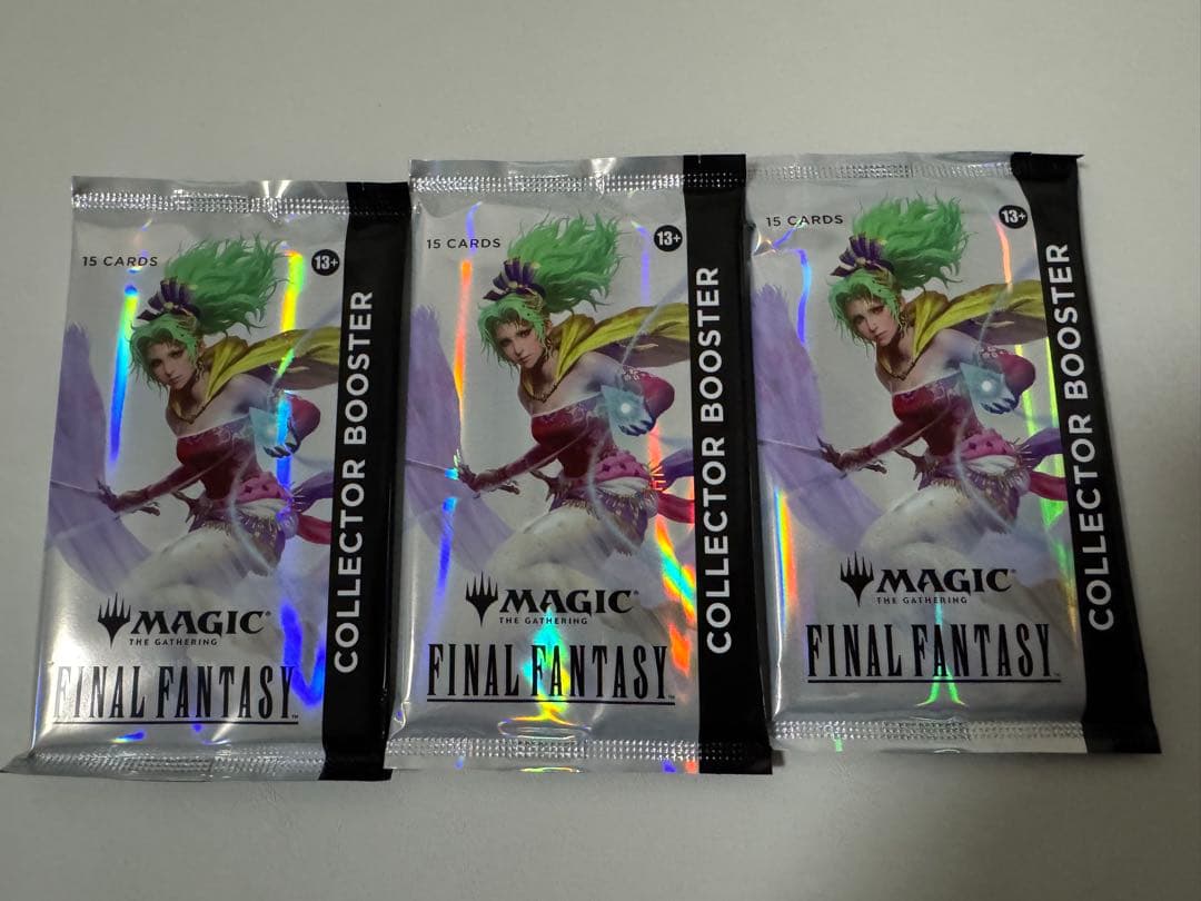 MTG　ファイナルファンタジー　コレクターブースター　英語版　3パック　FF MTG FINAL FANTASYコレクター・ブースター 英語 BOX 71uV3prqFrL