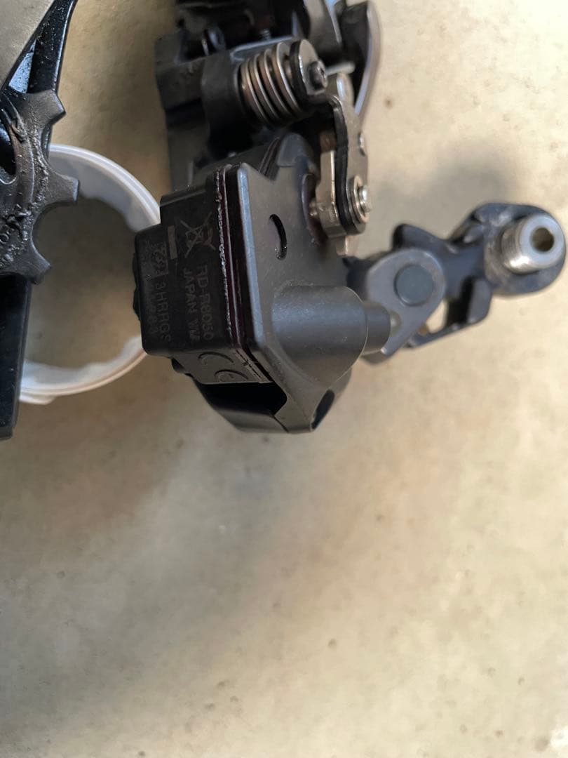 リアディレイラー RD-R8050 Di2 ULTEGRA 11s 傷有り 楽天市場】シマノ RD-R8050 リアディレイラーDi2仕様 11S GS 対応CS