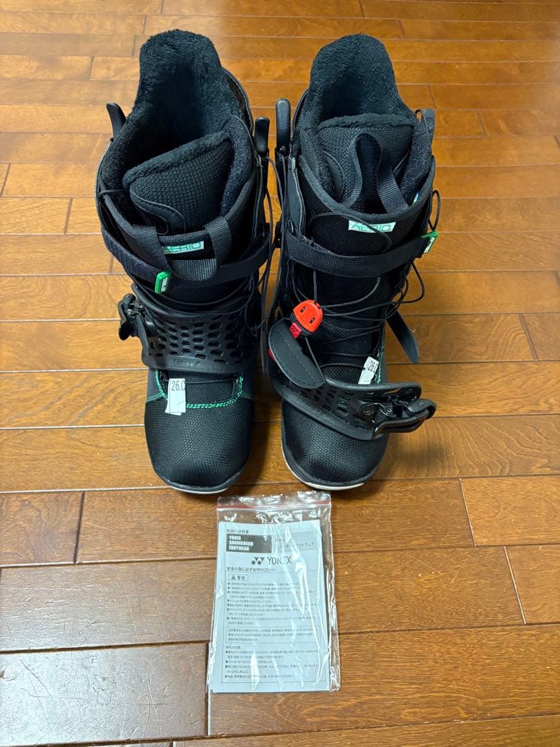 ※トクさん※ YONEX スノーボードブーツ2つ トクさん※ YONEX スノーボードブーツ2つ トクさん※ YONEX スノーボード