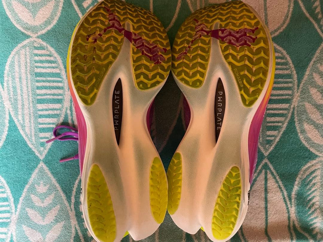 【美品】PUMA Deviate Nitro Elite 3 25.5cm