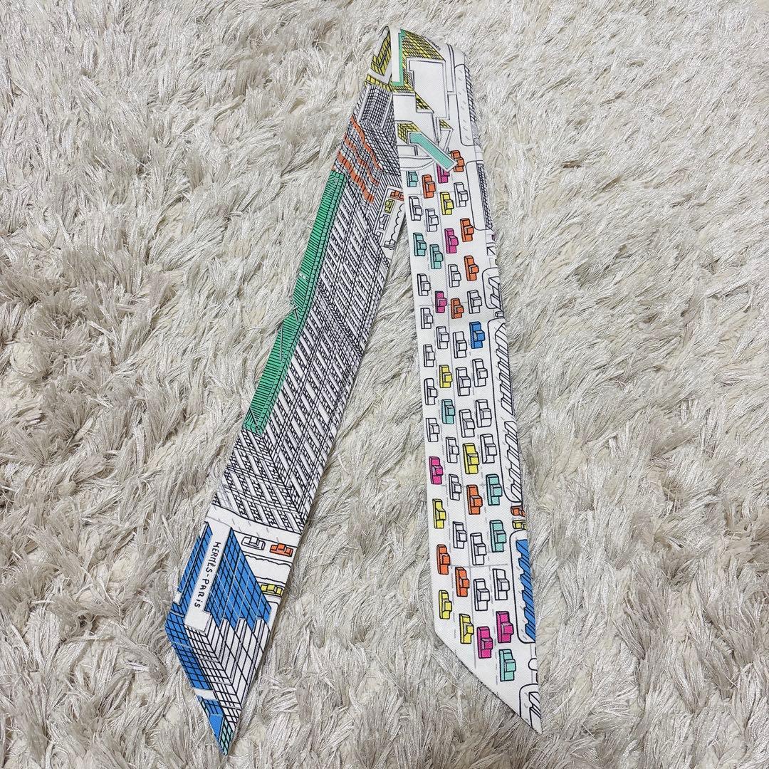 エルメスのツイリー 《パンタン・シティ》