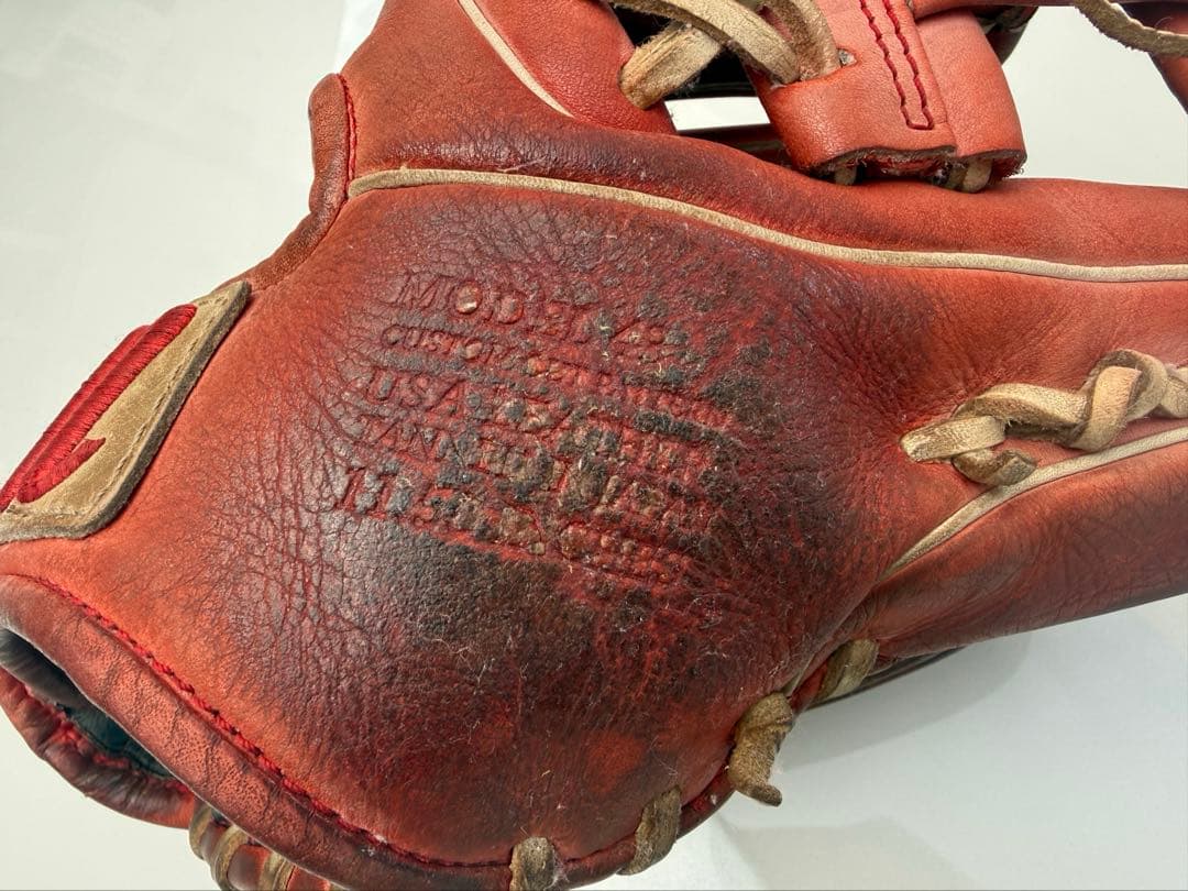 マルーチ 内野手用 硬式グローブ 11.5インチ ウィルソン86型に似ている