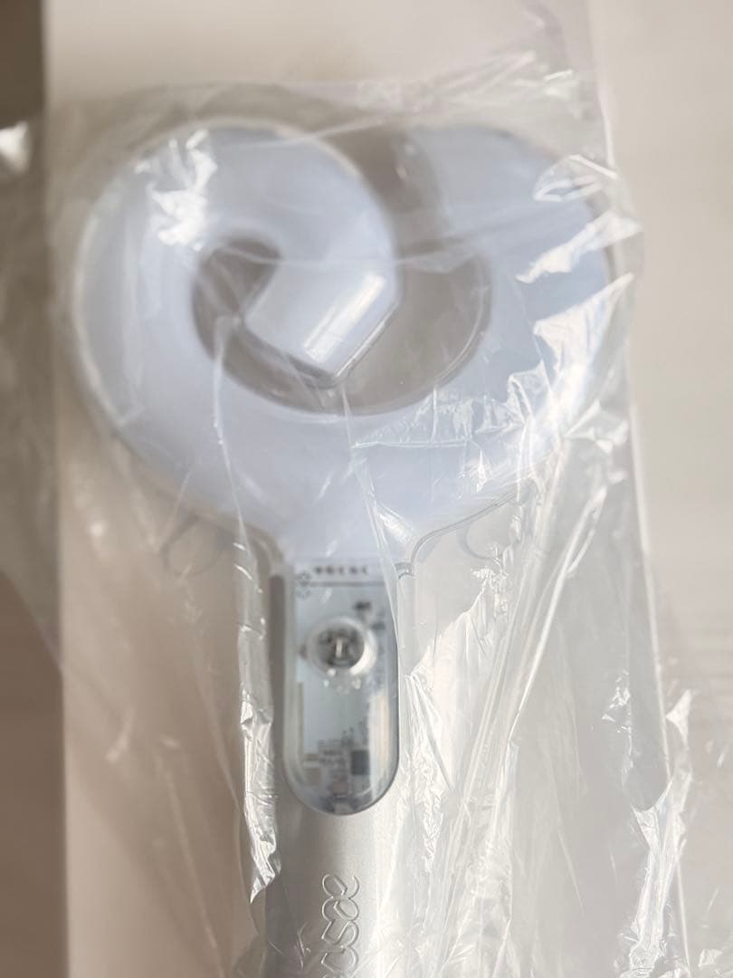 aespa ペンライト　トレカ・箱付き Amazon.co.jp: aespa エスパ FC ペンライト トレカ メンバー全員 4枚