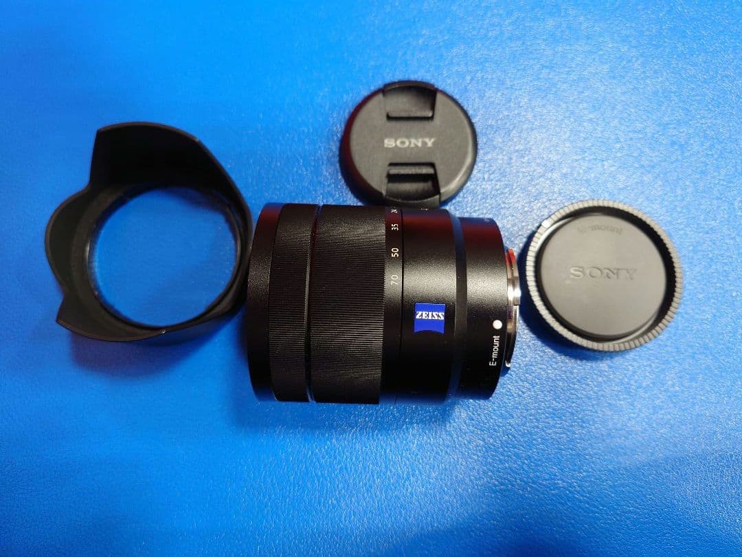 Sony SEL1670Z ZEISS 16-70mm F4 Eマウントレンズ SEL1670Z | α Lenses | Sony Canada