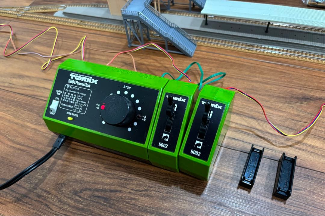 美品】TOMIX ニューベーシックセット3 EF66形電気機関車 90003 - メルカリ