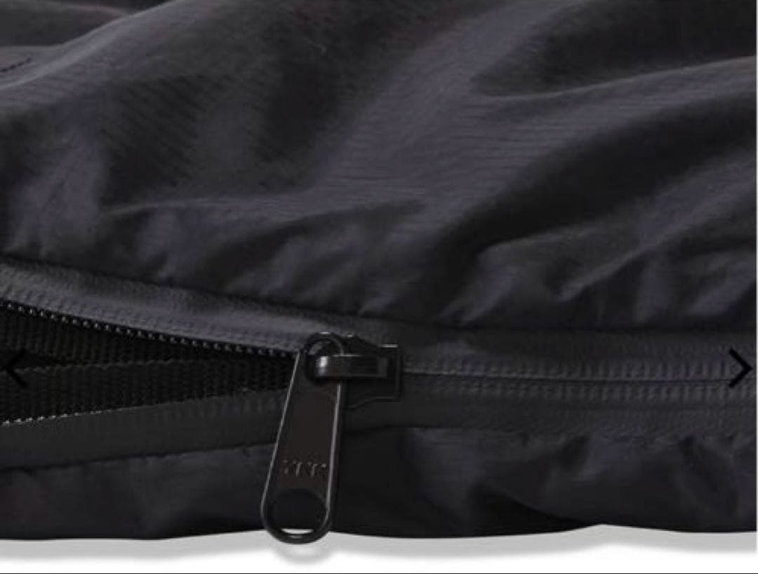 ワークマン エクストリームダウンシュラフ690ブラック