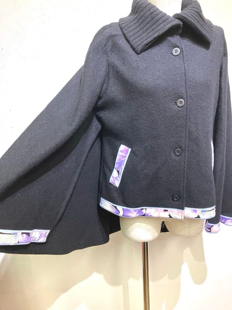 ⭐︎美品⭐︎LEONARD 近年 美しい花柄 ポンチョ ケープコート40