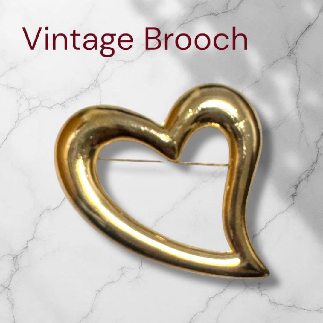 ヴィンテージ ハート ブローチ ゴールドカラー レトロ アンティーク調