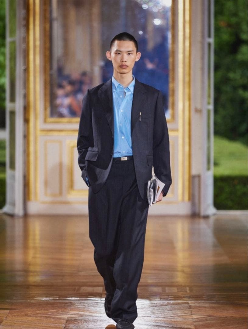 スーツ AURALEE25SS BLUEFACEDWOOL TWO-TUCKSLACKS BLUEFACED WOOL TWO-TUCK SLACKS - AURALEE Official Website