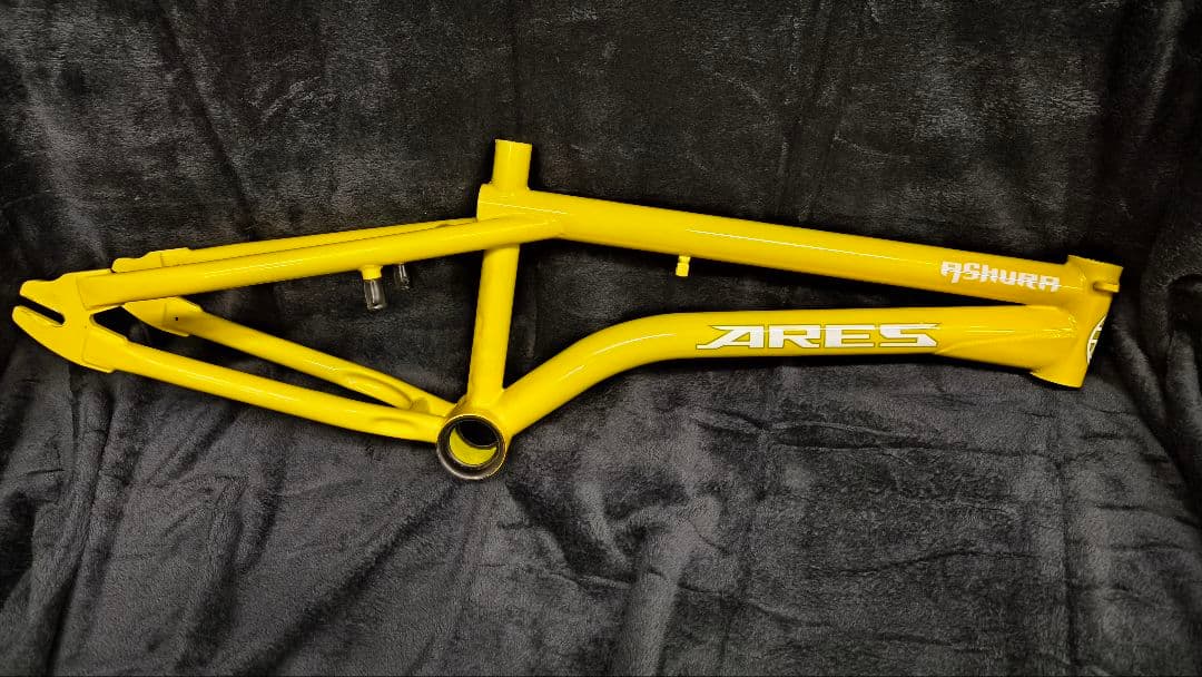 ARES ASHURA BMXフレーム 早期売却希望の為、値下げ！ ARES ASHURA BMXフレーム 早期売却希望の為、値下げ！ ARES ASHURA BMX