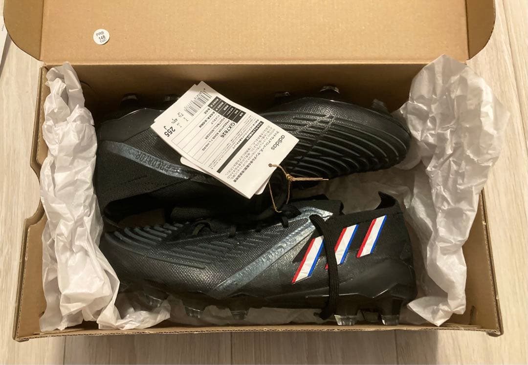 【新品・箱あり】プレデター エッジ .1 L ジャパン HG/AG 25.5cm