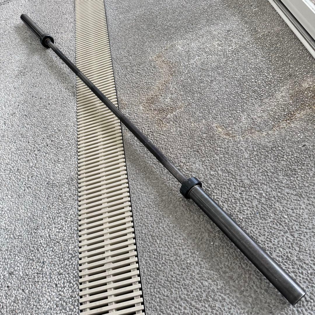 高級 20kg オリンピック バーベル 220cm 送料無料 ブラックオキサイド 日*門様 送料込 20kg 高級 オリンピック バーベル 220cmブラックオキ