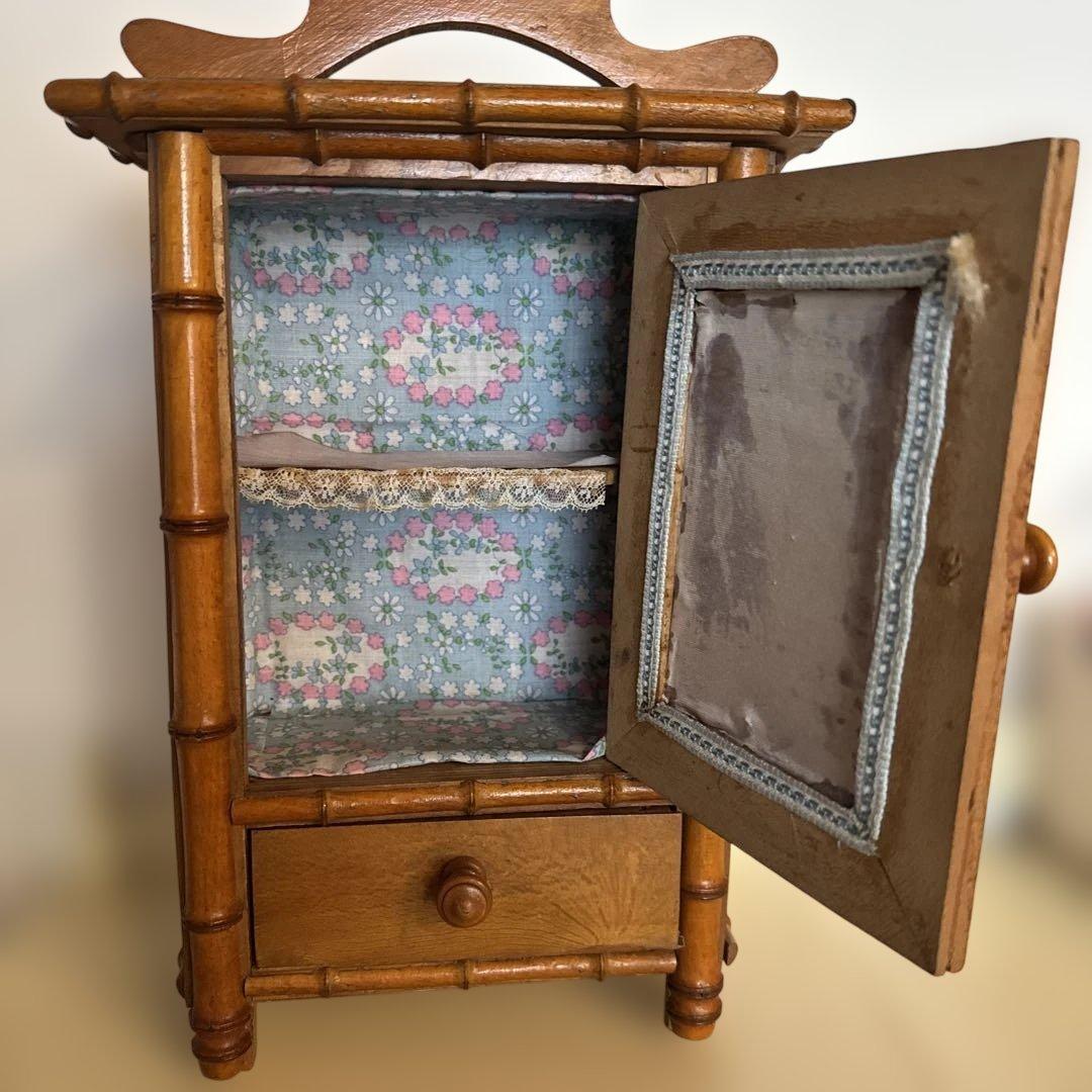 フランスアンティーク バンブー 木製ドールキャビネット www.bz