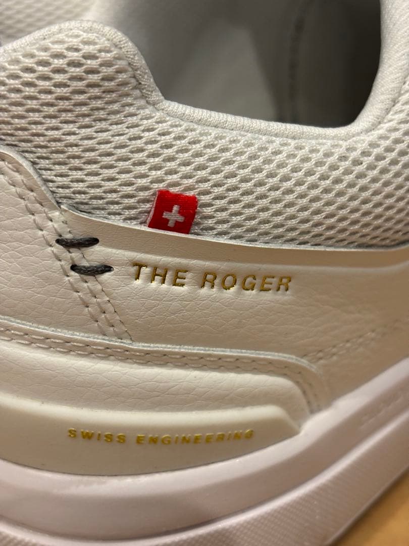 on ロジャーセンターコート　25.5cm