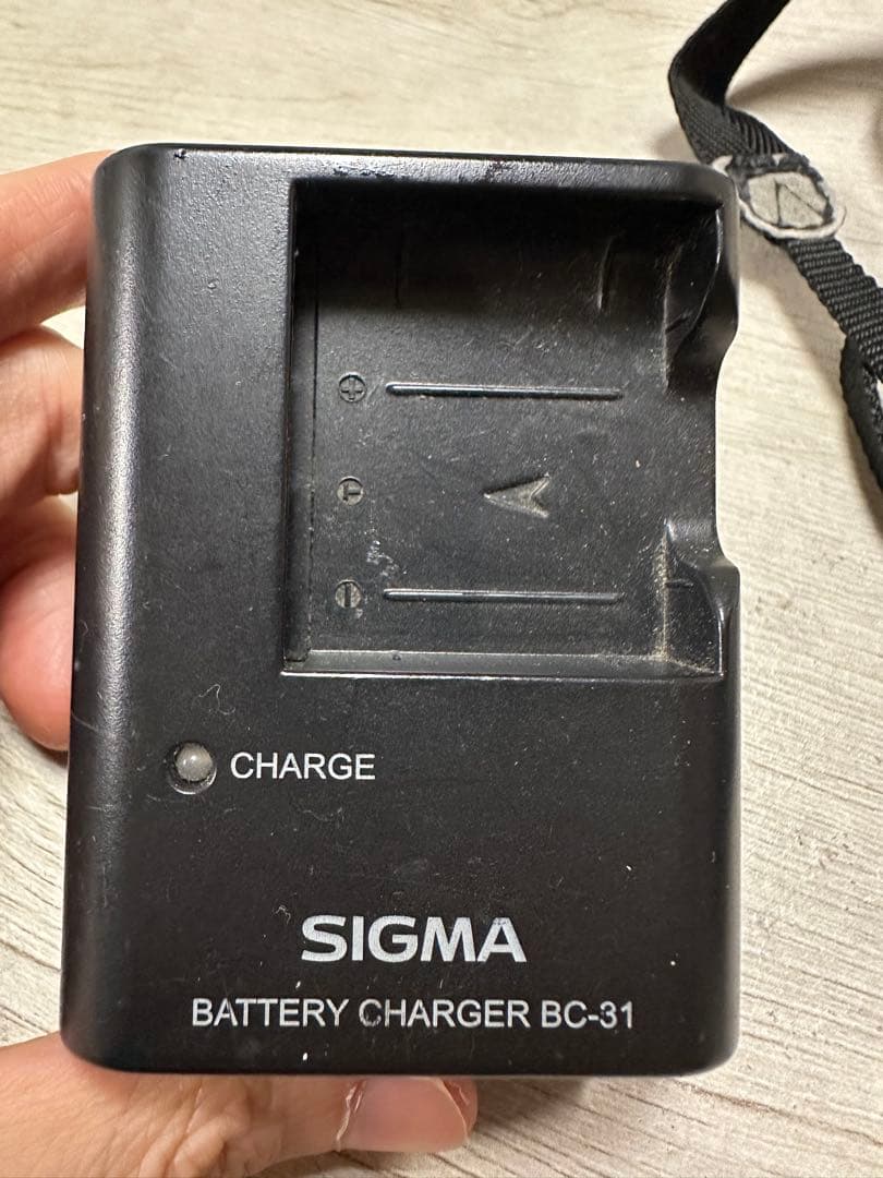 SIGMA DP2x コンパクトデジタルカメラ 24.2mm F2.8 動作品