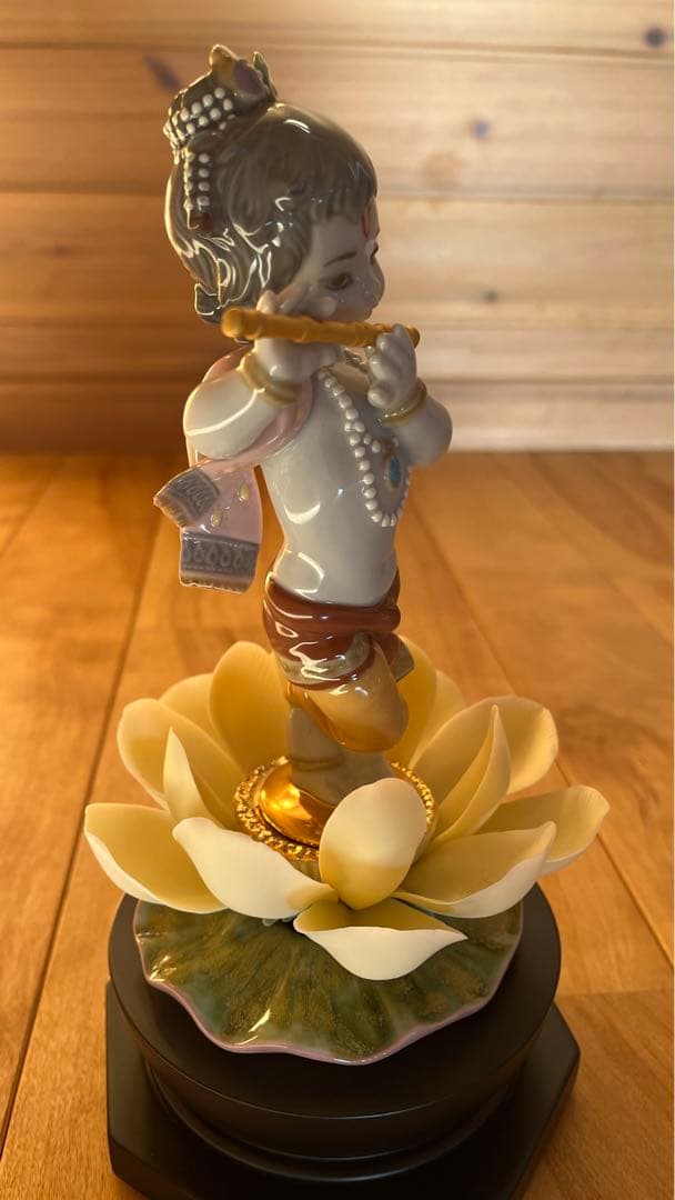 LIADRO バルゴパル　クリシュナ　新品