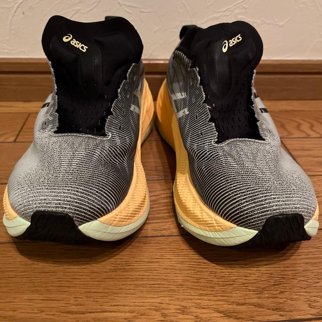 アシックス　スーパーブラスト(25.5cm)