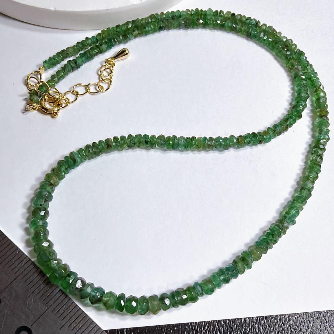 サービス品＊ザンビア産エメラルドのネックレスa37 エメラルド(ザンビア産) K18/PTネックレス・アン