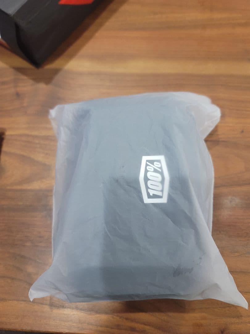 100% speedcraft 正規品 試着のみ