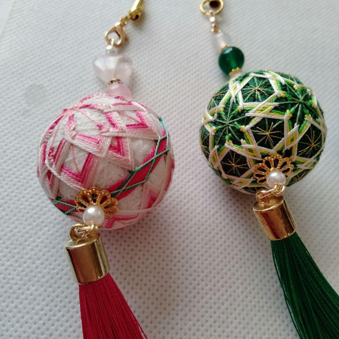 Muriel様専用 絹糸 小さな手まり ストラップ バッグチャーム つるし飾り