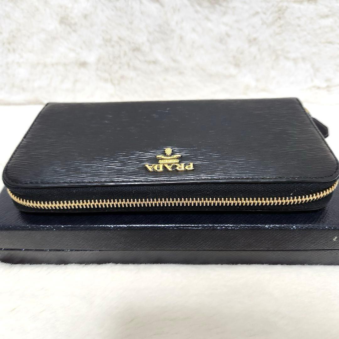 ✨極美品 付属品完備✨プラダ 長財布 ラウンドファスナー ヴィッテロムーブ