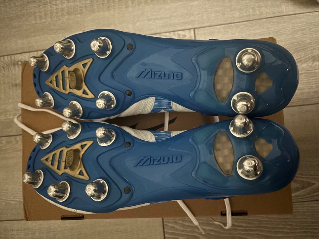 MIZUNO　MORELIA NEO Ⅳ β elite 27.5cm ラグビー