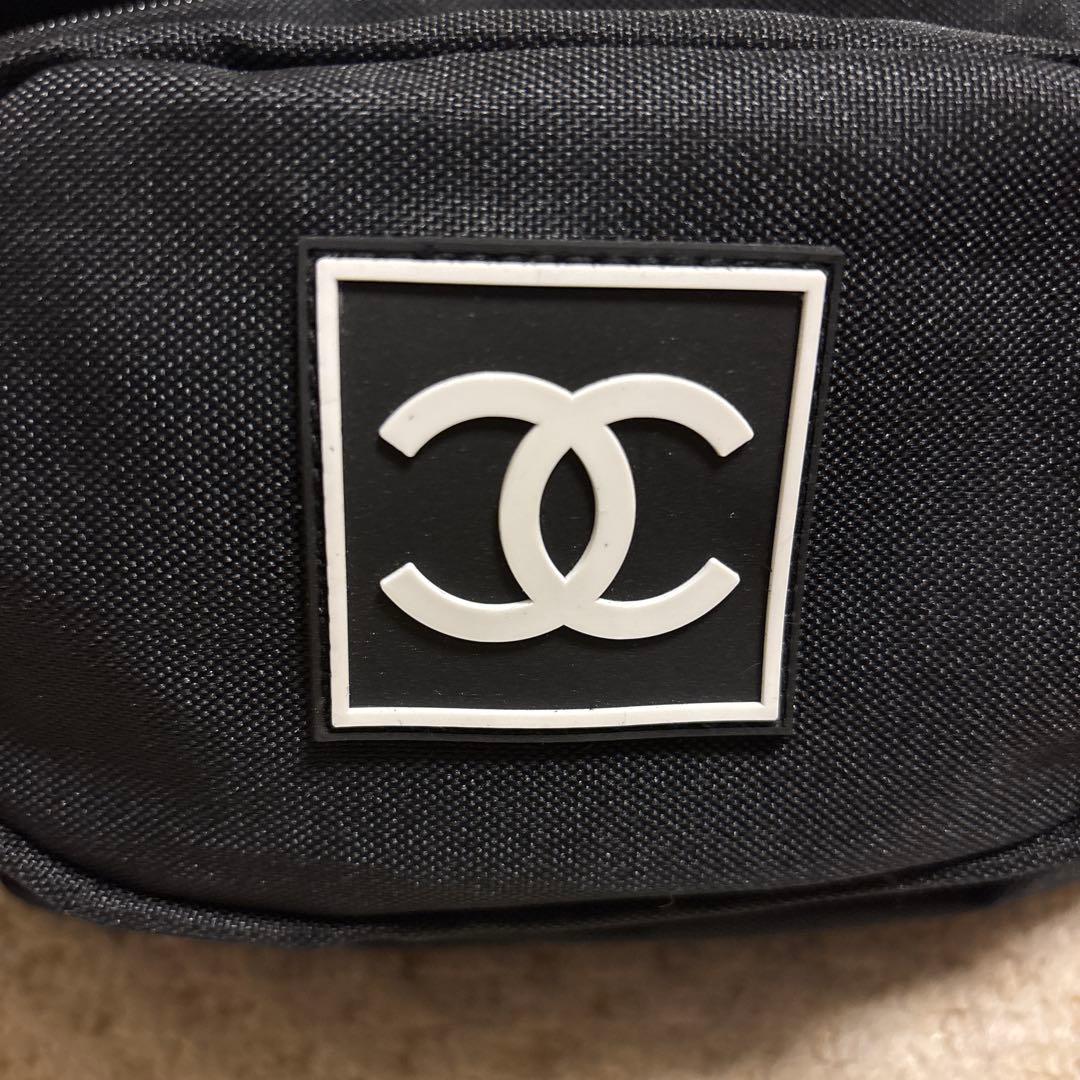 シャネル ノベルティ ボディバッグ 黒 - バッグオンライン アウトレット