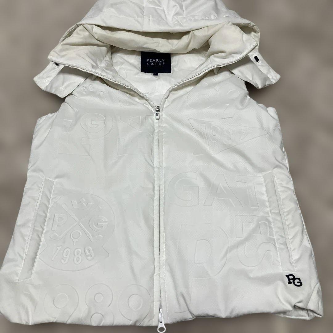 【2WAY】パーリーゲイツ ロゴダウン ベスト ホワイト フード サイズ0 PEARLY GATES パーリーゲイツ ダウンベスト ロゴ ニコちゃん総柄