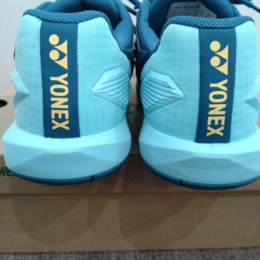 ☆yosi☆　ヨネックス テニスシューズ 27.5cm