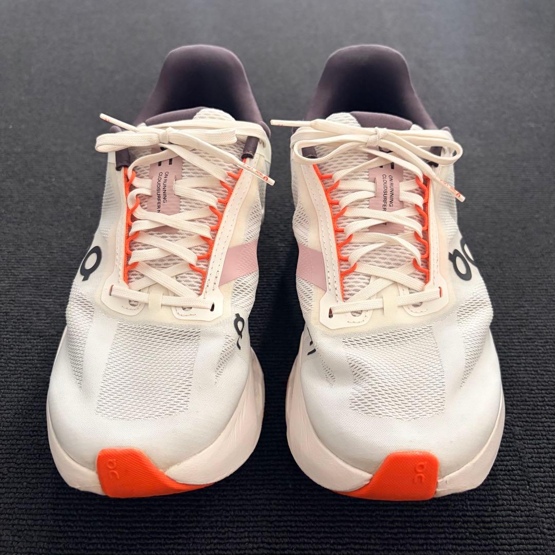 on クラウドサーファーネクスト 25.5cm