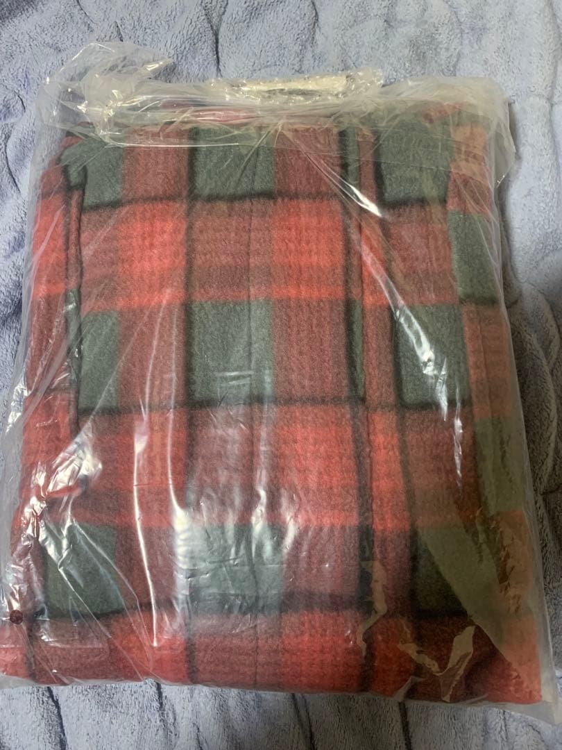 ワン・バトル・アフター・アナザー ローブ - メルカリ