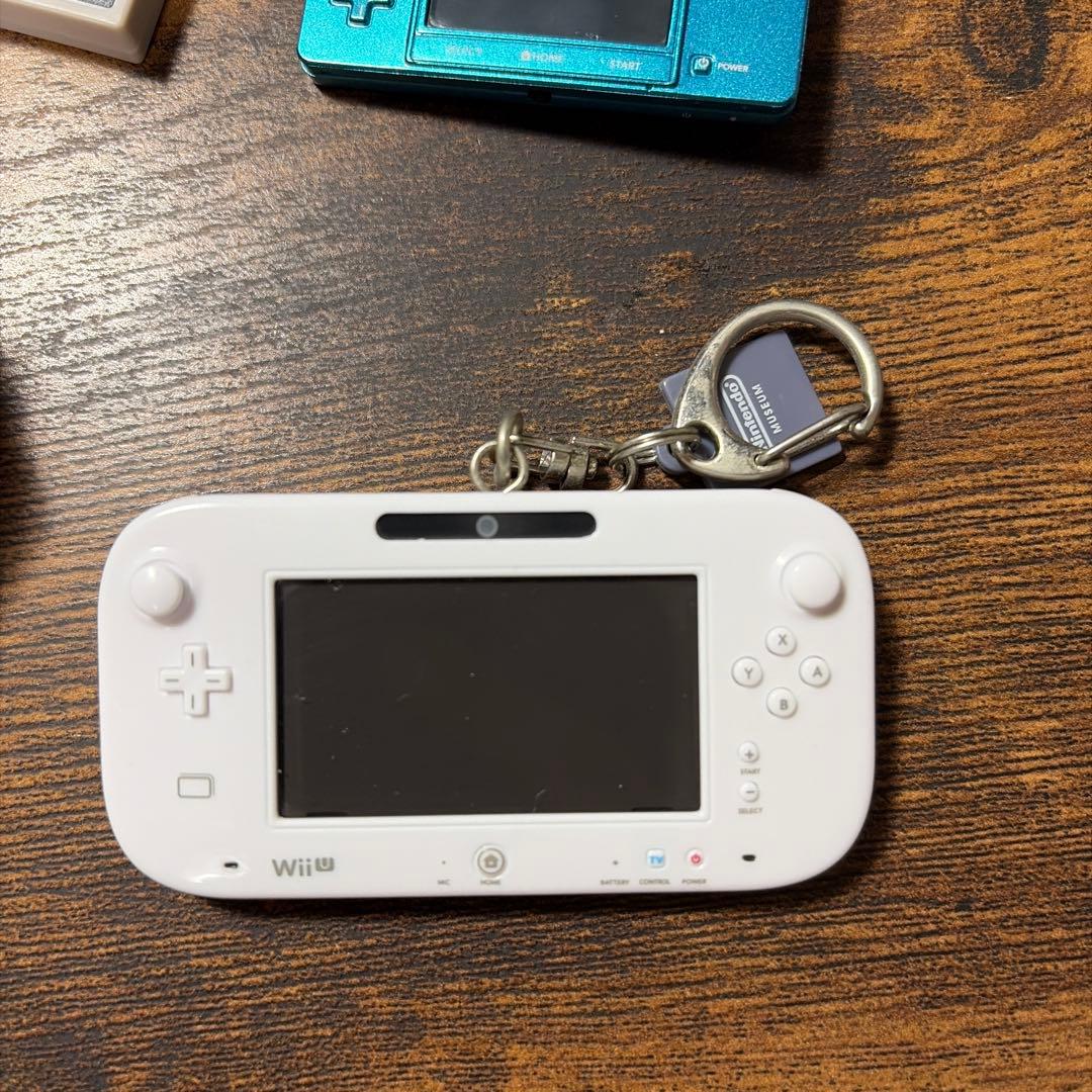 ニンテンドー ミュージアム nintendo キーホルダー - メルカリ