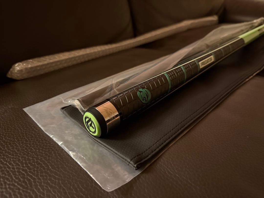 気まぐれ値下げPREDATOR BK RUSH NEON GREEN SW - メルカリ