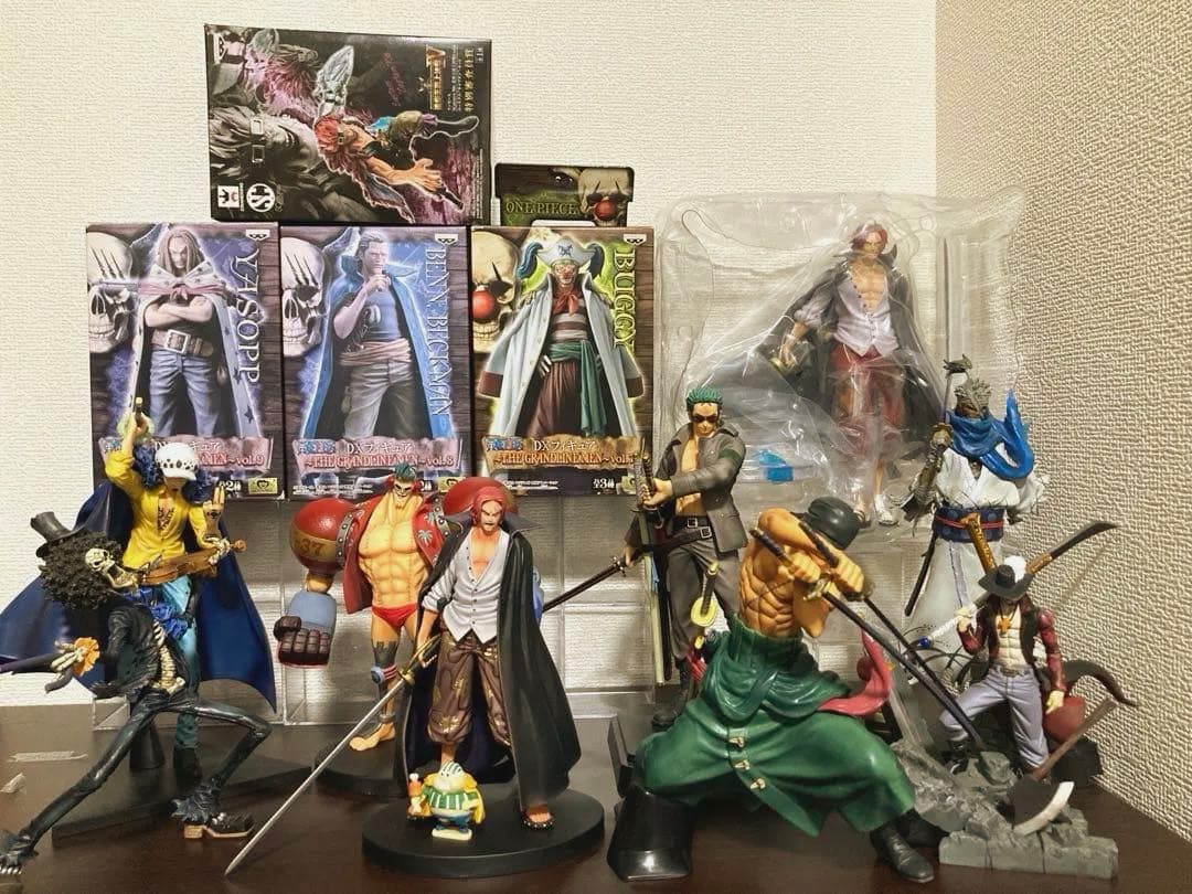 ワンピース フィギュア 14体 まとめ売り - メルカリ