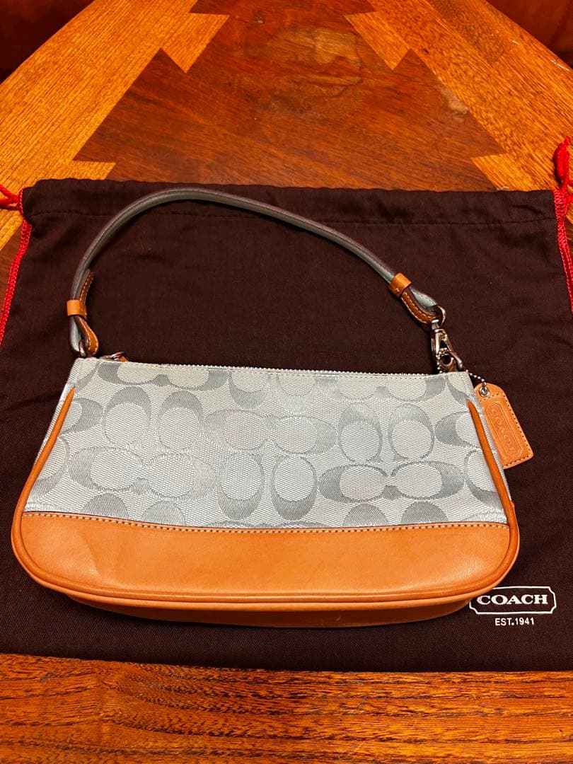 COACHアクセサリーポーチ(ライトブルー/ブラウン) COACH（コーチ） ポーチ レディース シグネチャー コスメポーチ