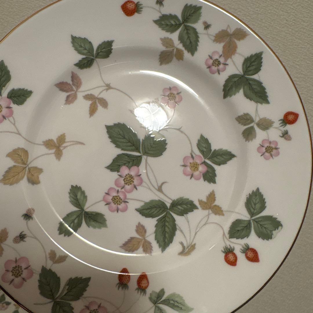 ウェッジウッド　ワイルドストロベリー　デザートプレート　15.5cm