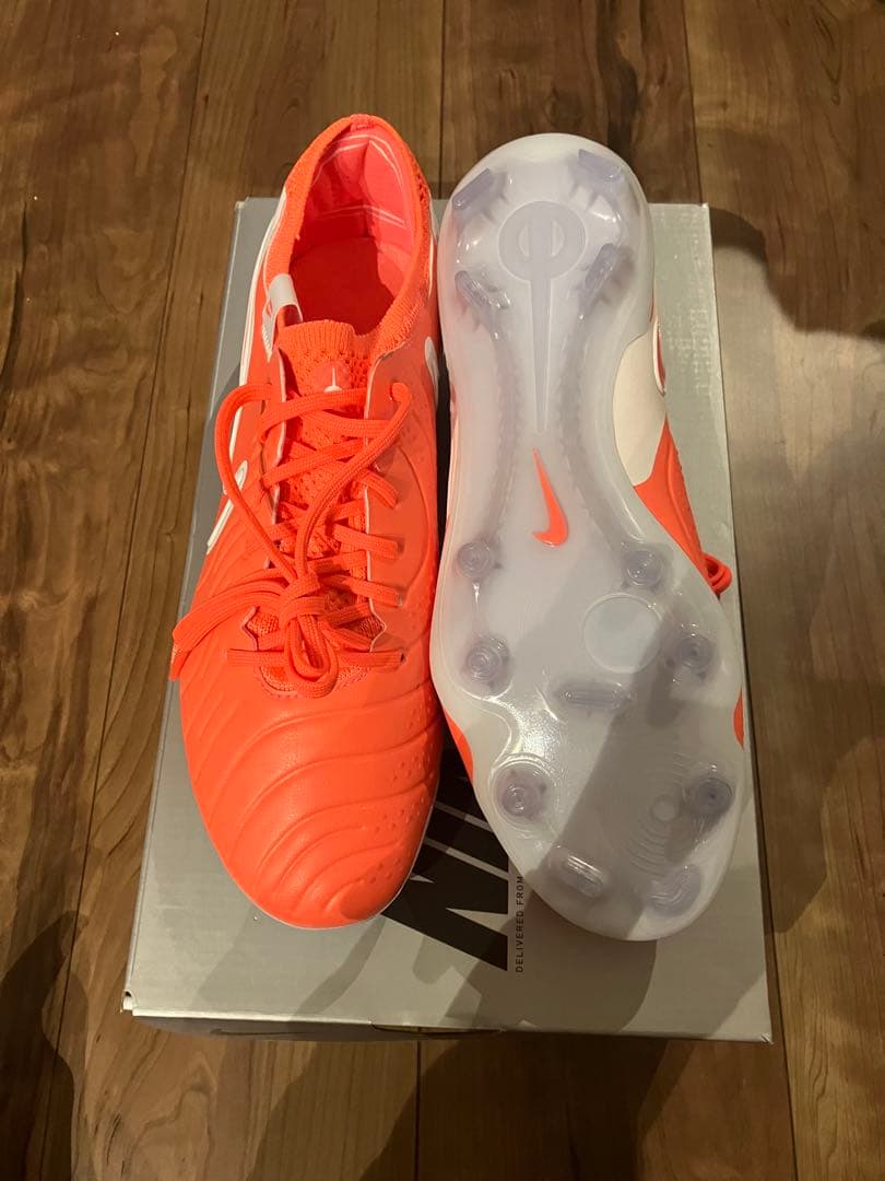 ナイキ　ティエンポレジェンド10エリートFG 25.5cm