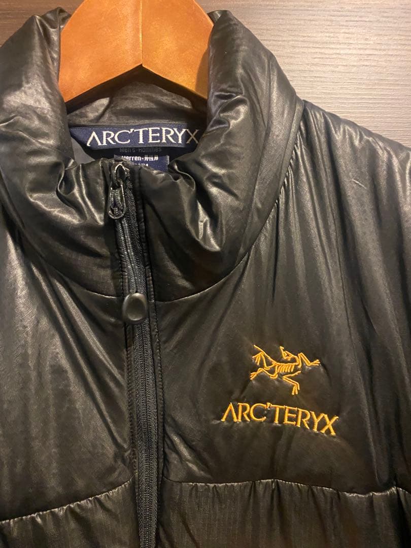 Arc'teryx solo jacket 金刺繍 - メルカリ