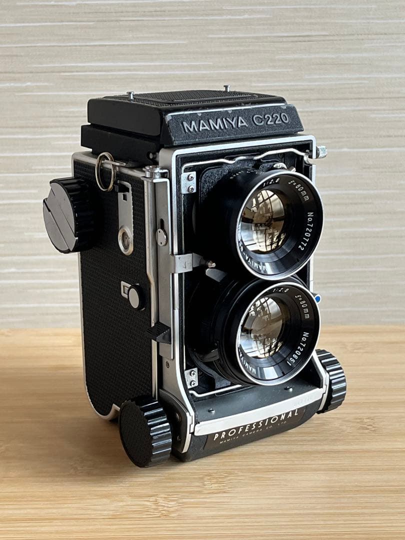 MAMIYA C220 & 80mm/f2.8セット MAMIYA C220 Professional + Mamiya Sekor 80mm F2.8 Blue dot – Du
