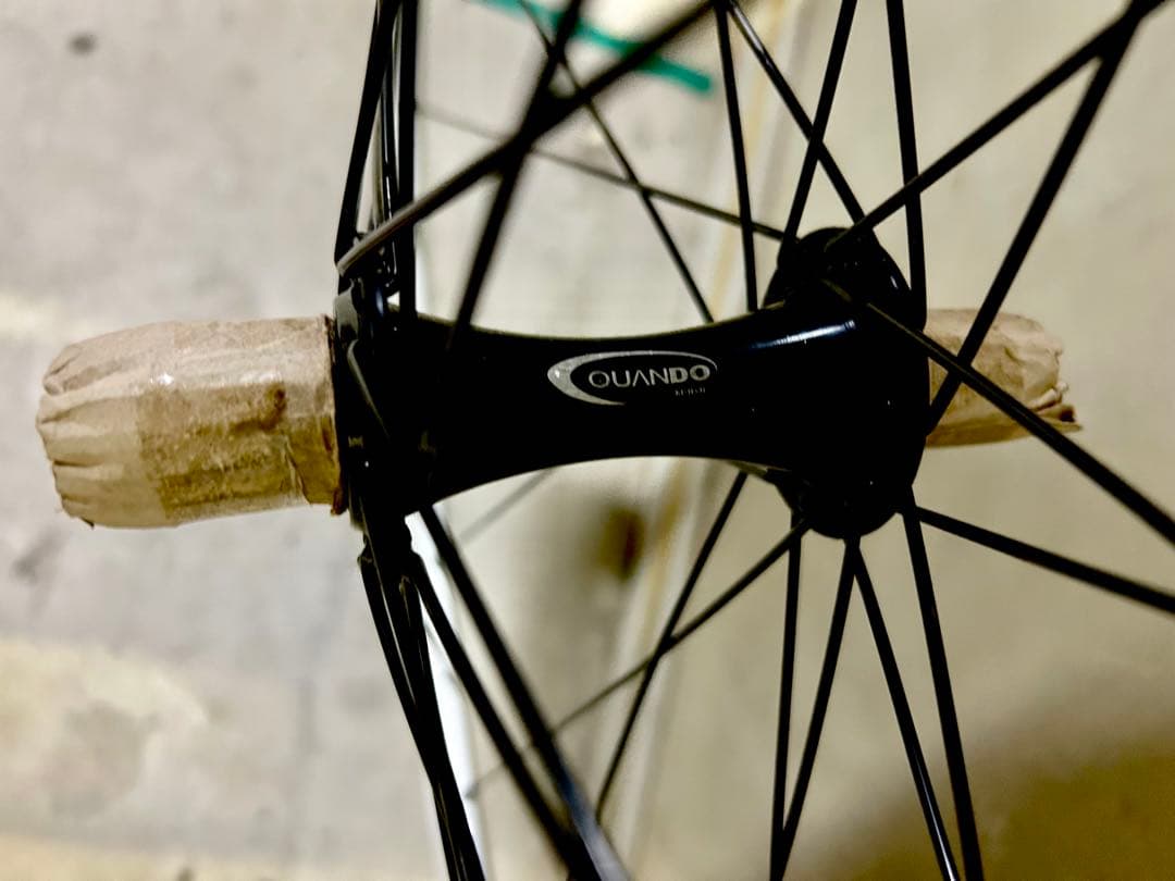 ◇FUN前輪ホイール 新品◇ホワイトでカッコいい！重量1.44kg