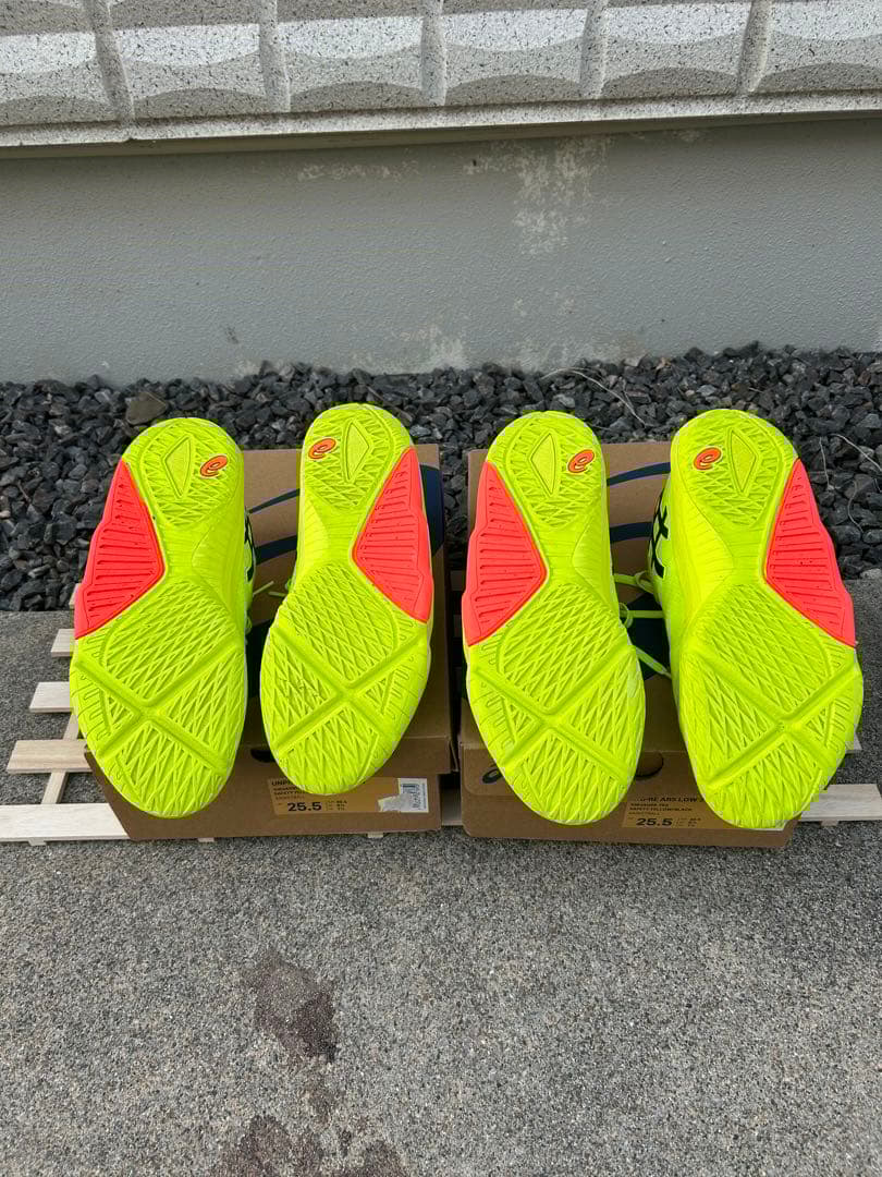 asics アンプレアルスlow2 paris 25.5cm ２足セットです。