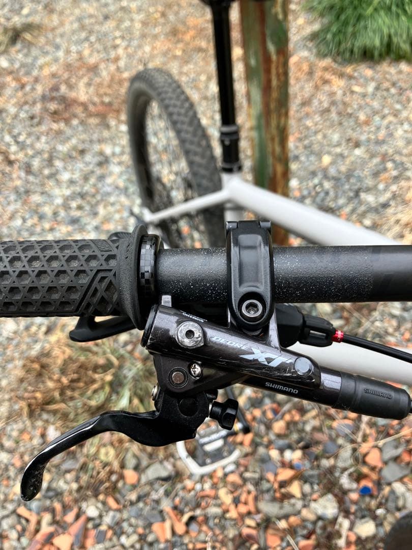 YURIS SINGER 460L MTB DVOフォーク完成車