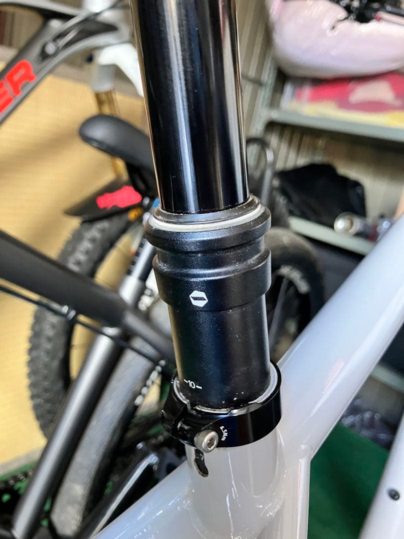 YURIS SINGER 460L MTB DVOフォーク完成車