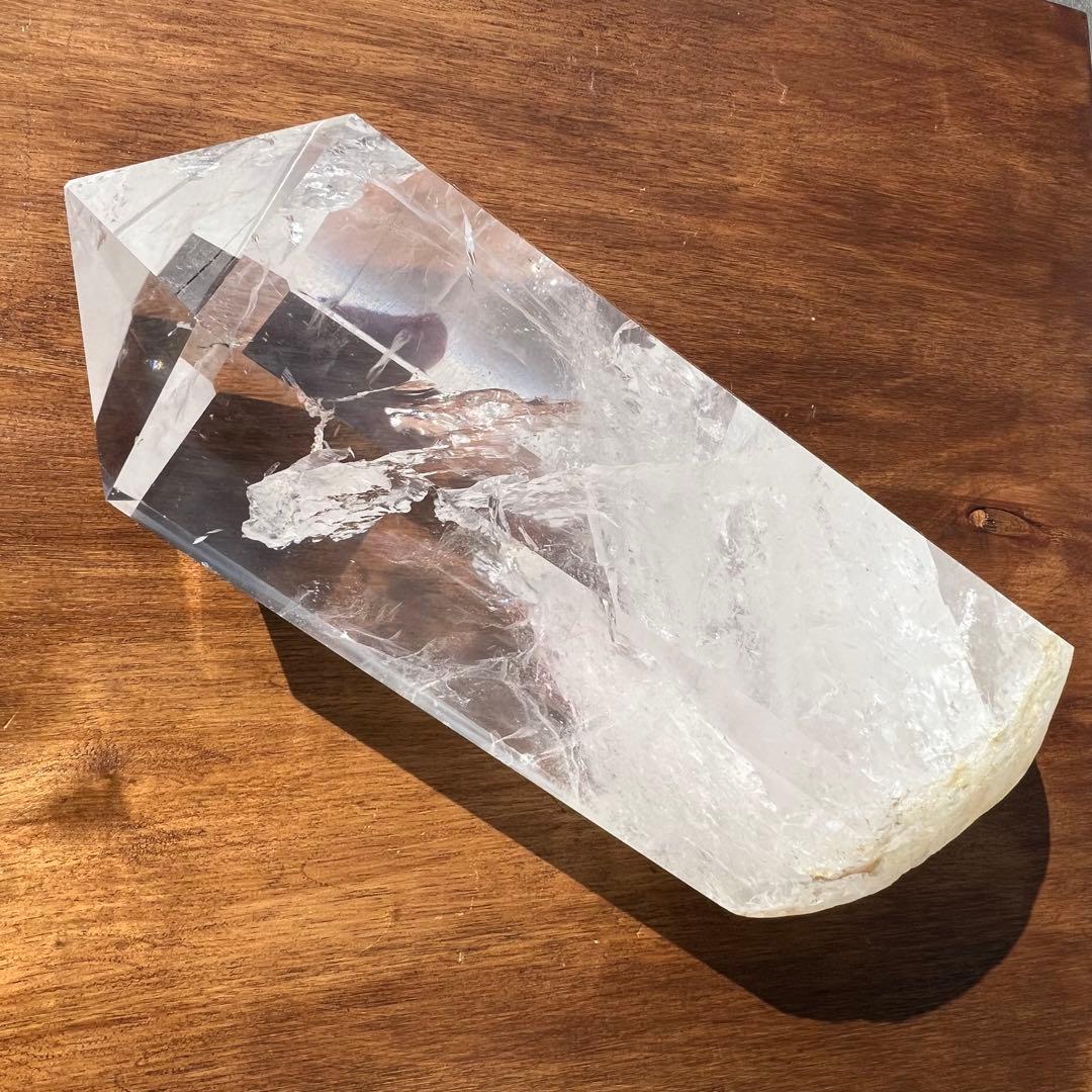 ✩超破格✩究極の激凄超逸品✩超高透明度とレインボー✩虹入り 水晶 六角柱 天然石