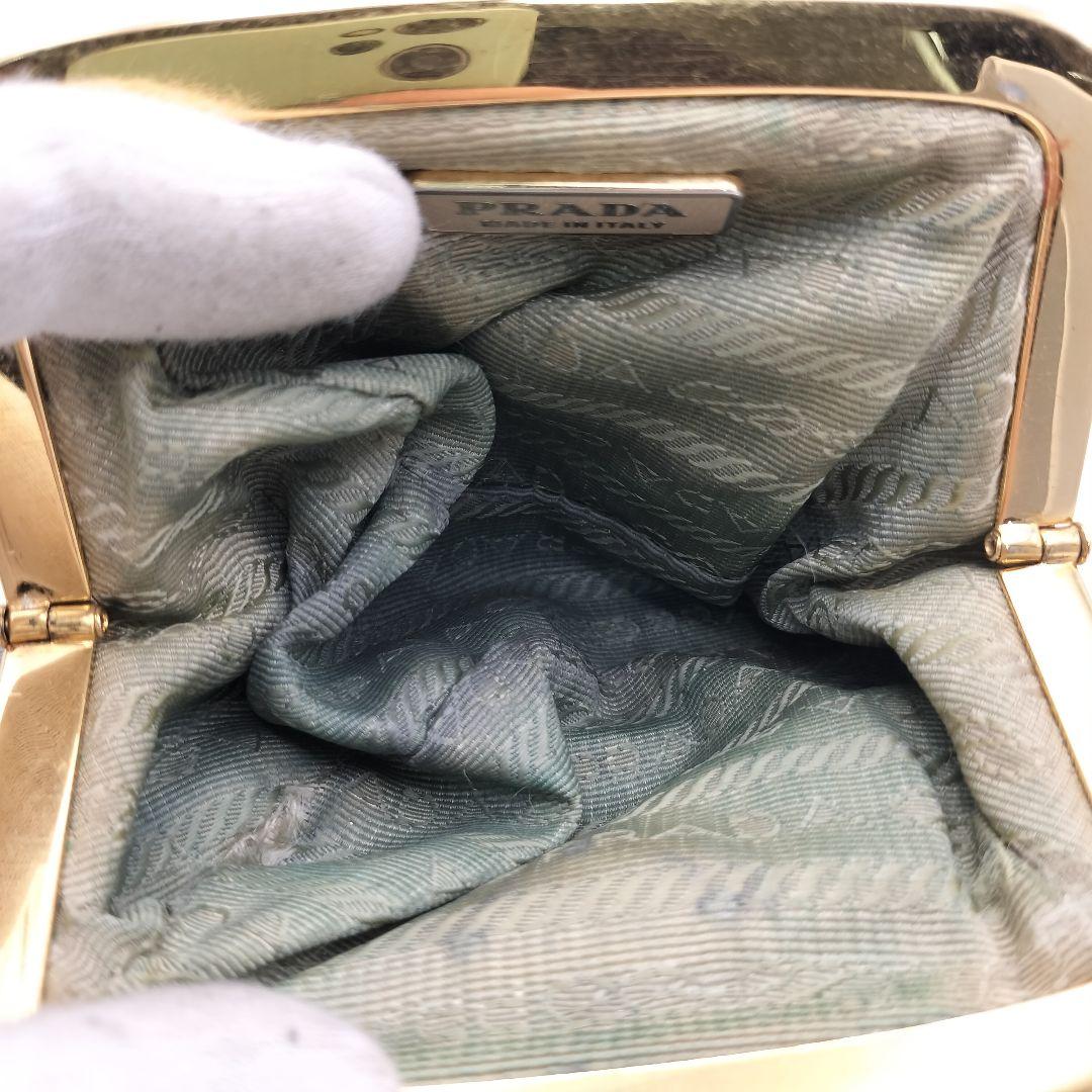 プラダ がま口ポーチ 小銭入れ コインケース 小物入れ 財布 レザー