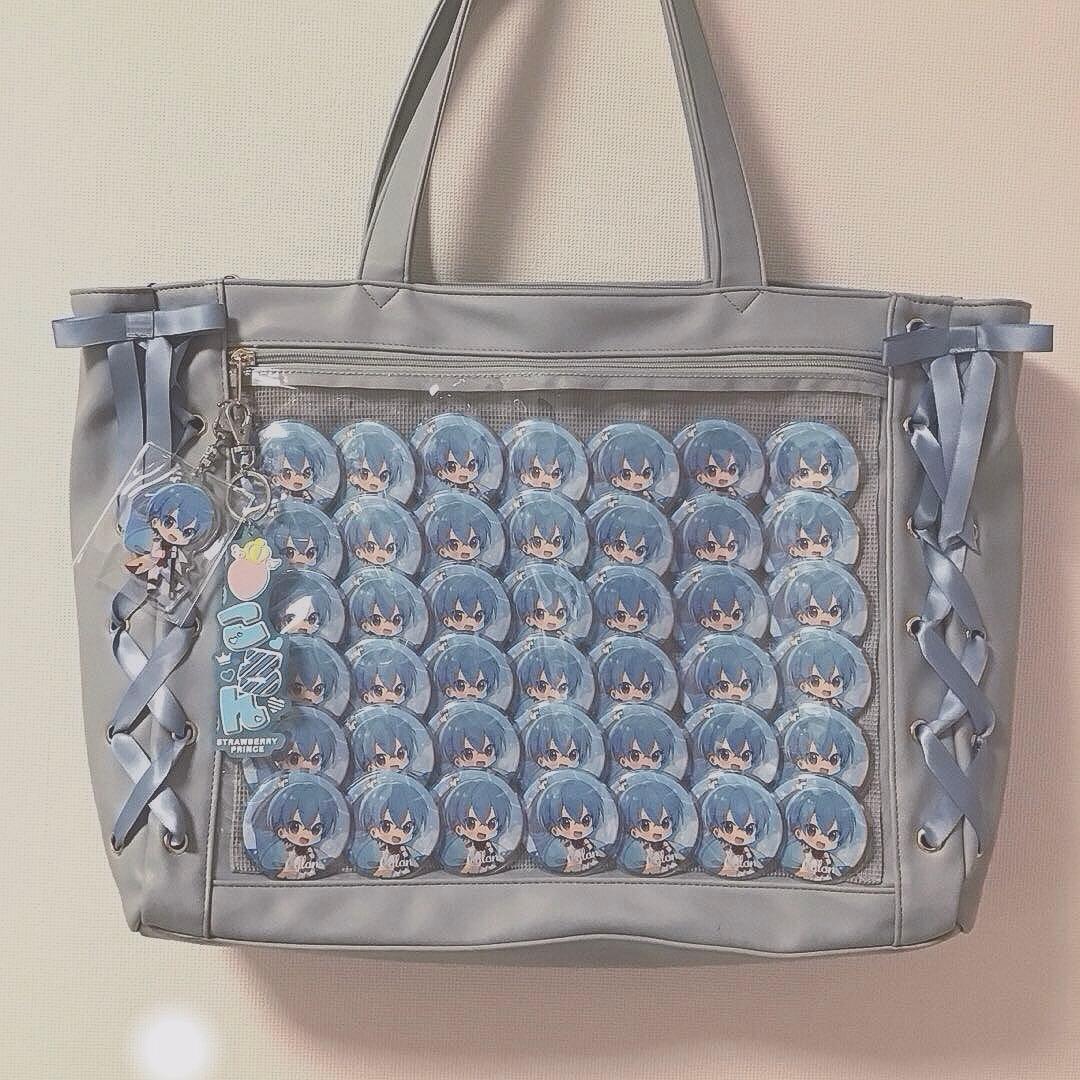 すとぷり ころんくん 痛バック 缶バッチ アリーナツアー - メルカリ