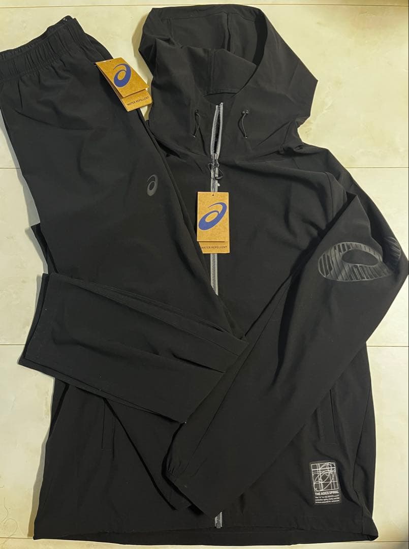 ぴ*ん様 【新品未使用】ASICS/ストレッチウーブン セットアップ /BLK/ ASICS アシックス はっ水ストレッチウーブンフーディ&はっ水ストレッチ